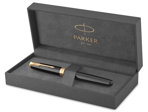   - Parker Sonnet Core T530, Lacquer Black GT