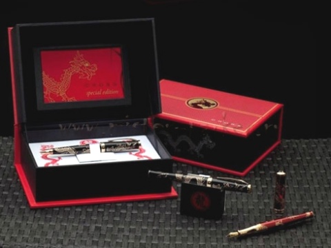 Перьевая ручка Cross Sauvage Special Edition Dragon Year 2012, Black GT